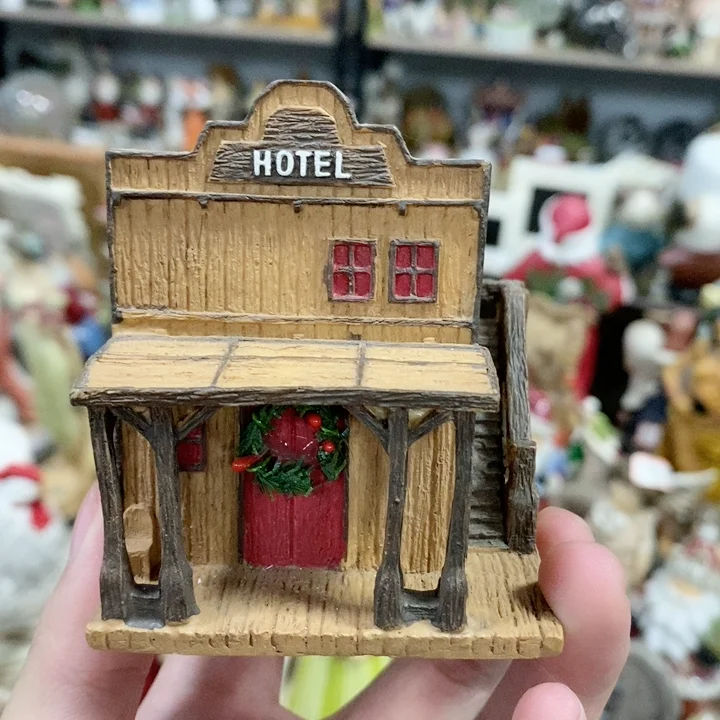 

resin figure mental psychological sand table game box court therapy hotel building