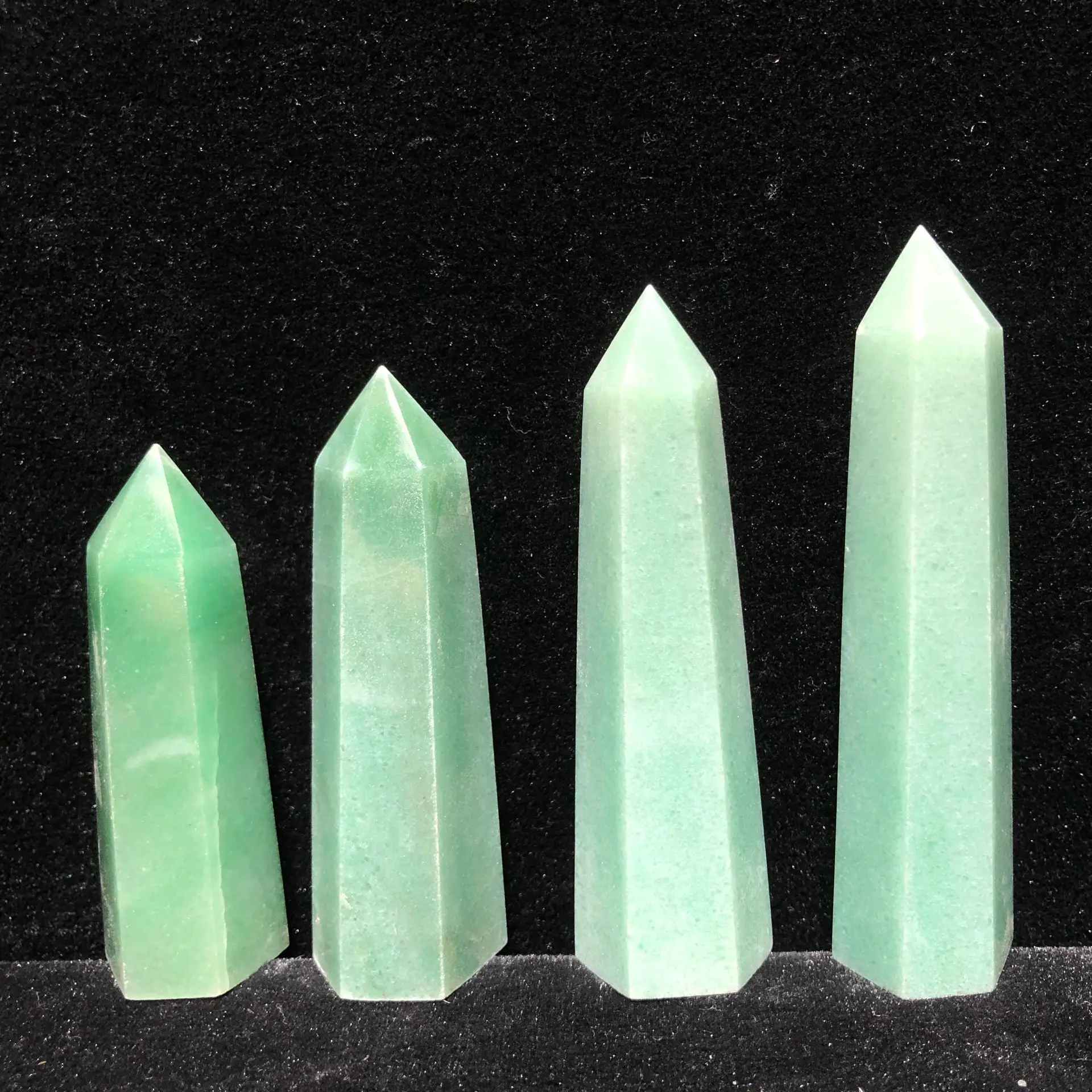 

70-110mm Natural Green Aventurine Hand-Polished Point Reiki Healing Crystals Quartz Mineral Tower Home Decoration Stone Points