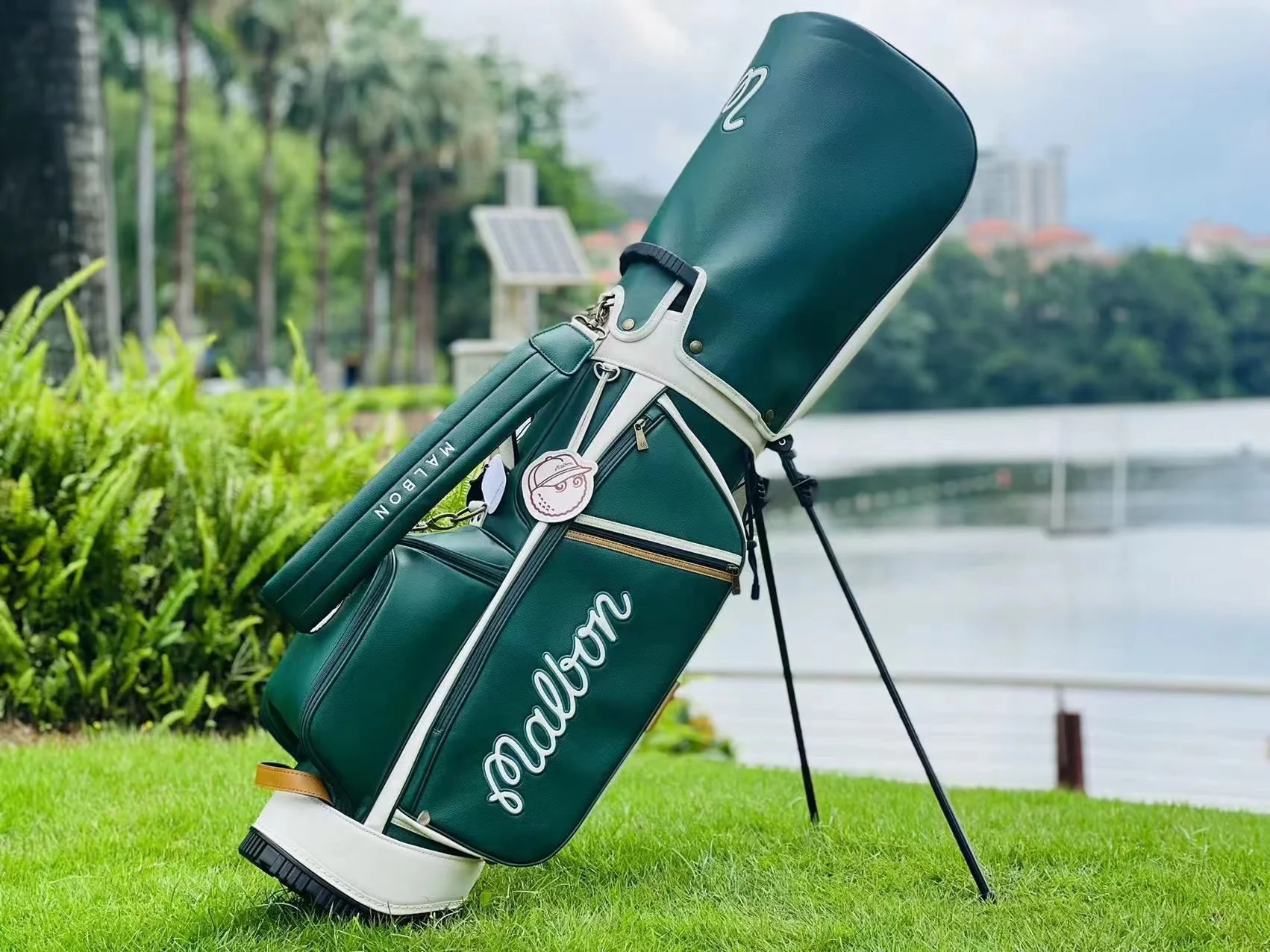 New golf stand bag lightweight golf club bag including 2 cover golf Men's Golf Women's Golf Waterproof PU