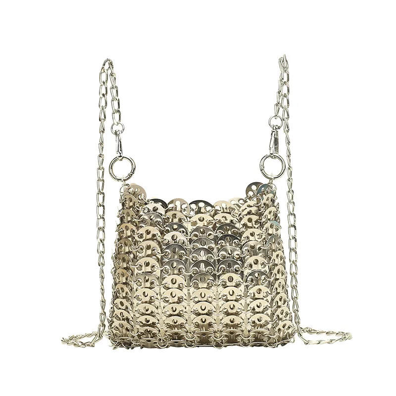 Сумка металлическая женская. Клатч в клетку. Орифлейм сумки женские. Chloe small tess bag. Сумка готическая женская.