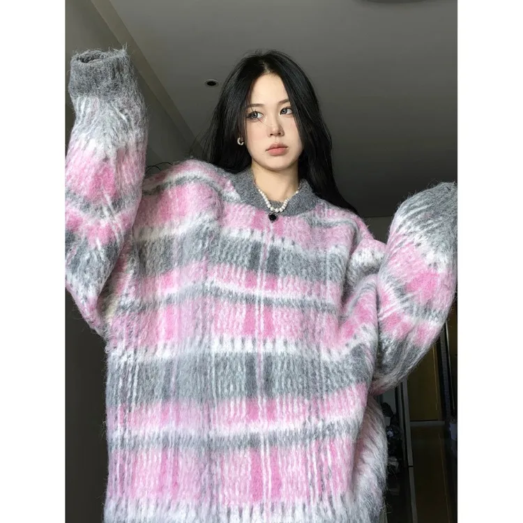 

Винтажный клетчатый плюшевый свитер для ленивых женщин, новинка 2023, Осенние вязаные пуловеры с круглым вырезом Y2k, гранж, свободные топы средней длины для женщин
