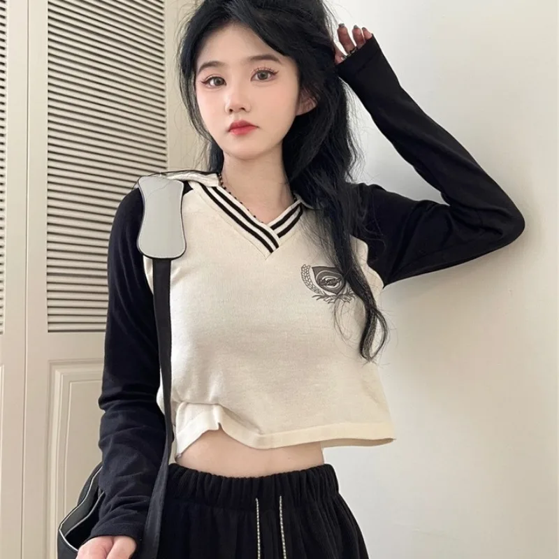 Лоскутные футболки с принтом и рукавом реглан V-образным вырезом корейские