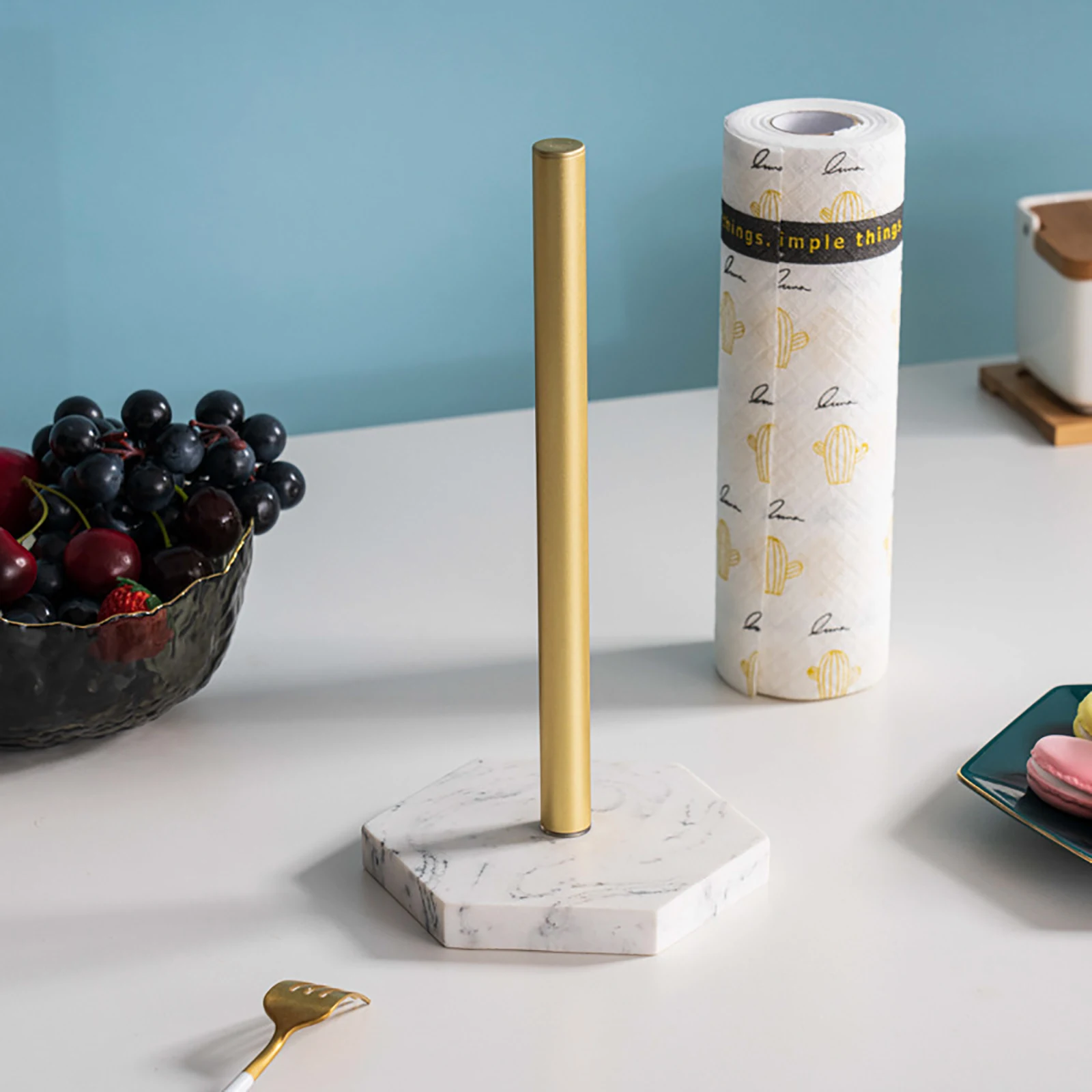

Stand-up Paper Towel Holder Marbling Print Upright Towel Dispenser Stand for Countertop Dining Table