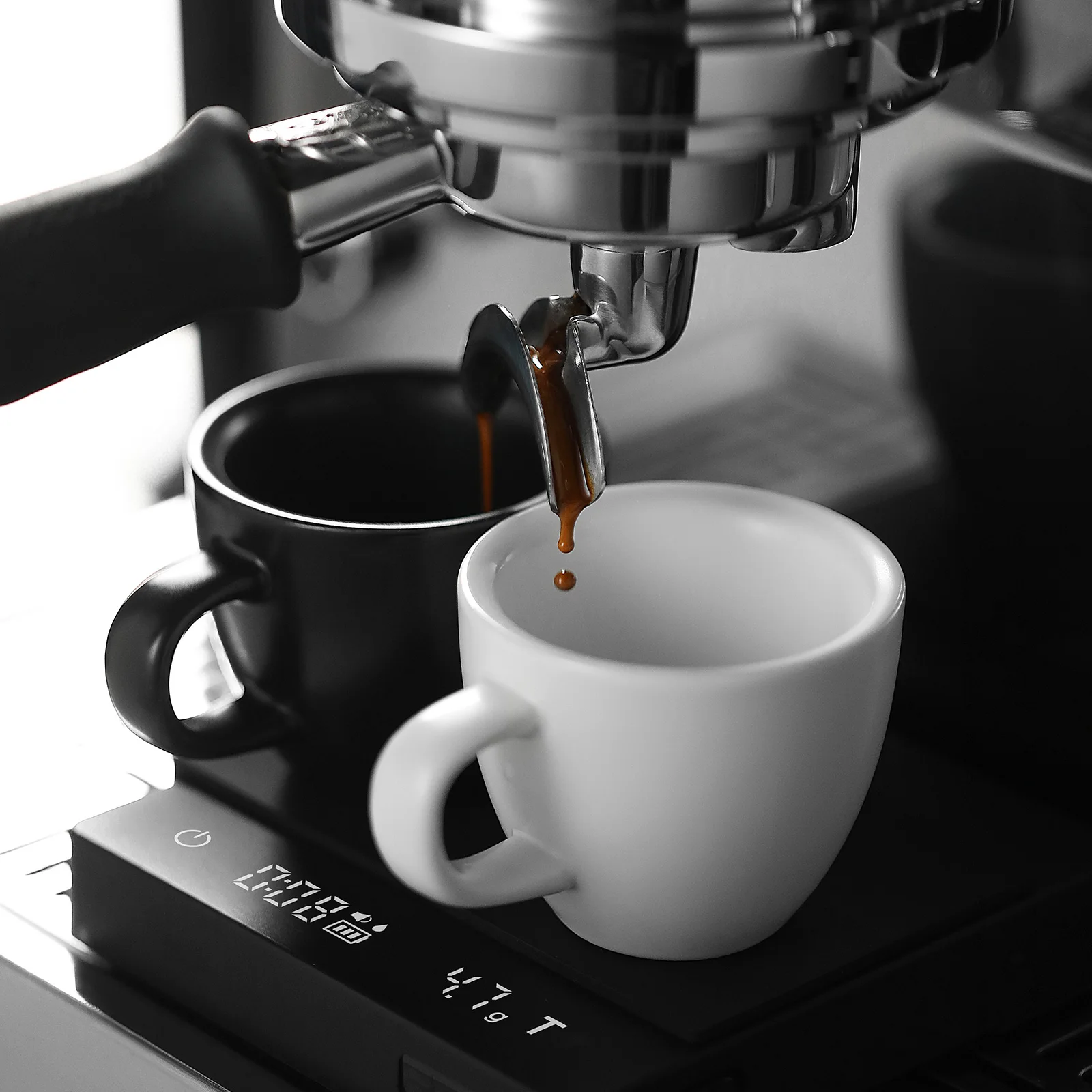 

MHW-3BOMBER 80ml Ceramic Espresso Cup with Saucer Set Latte Art Mugs Coffee Mug Professional Home Barista Tool Accessories