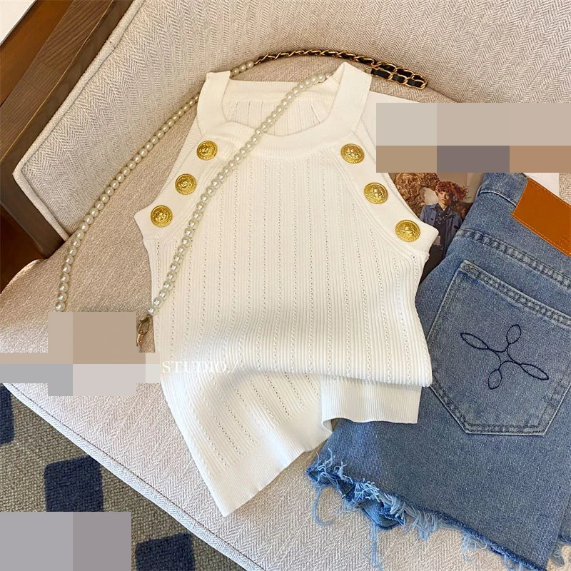 

Contrast color chest pad sleeveless top for women's 2023 summer new casual suspender vest trend