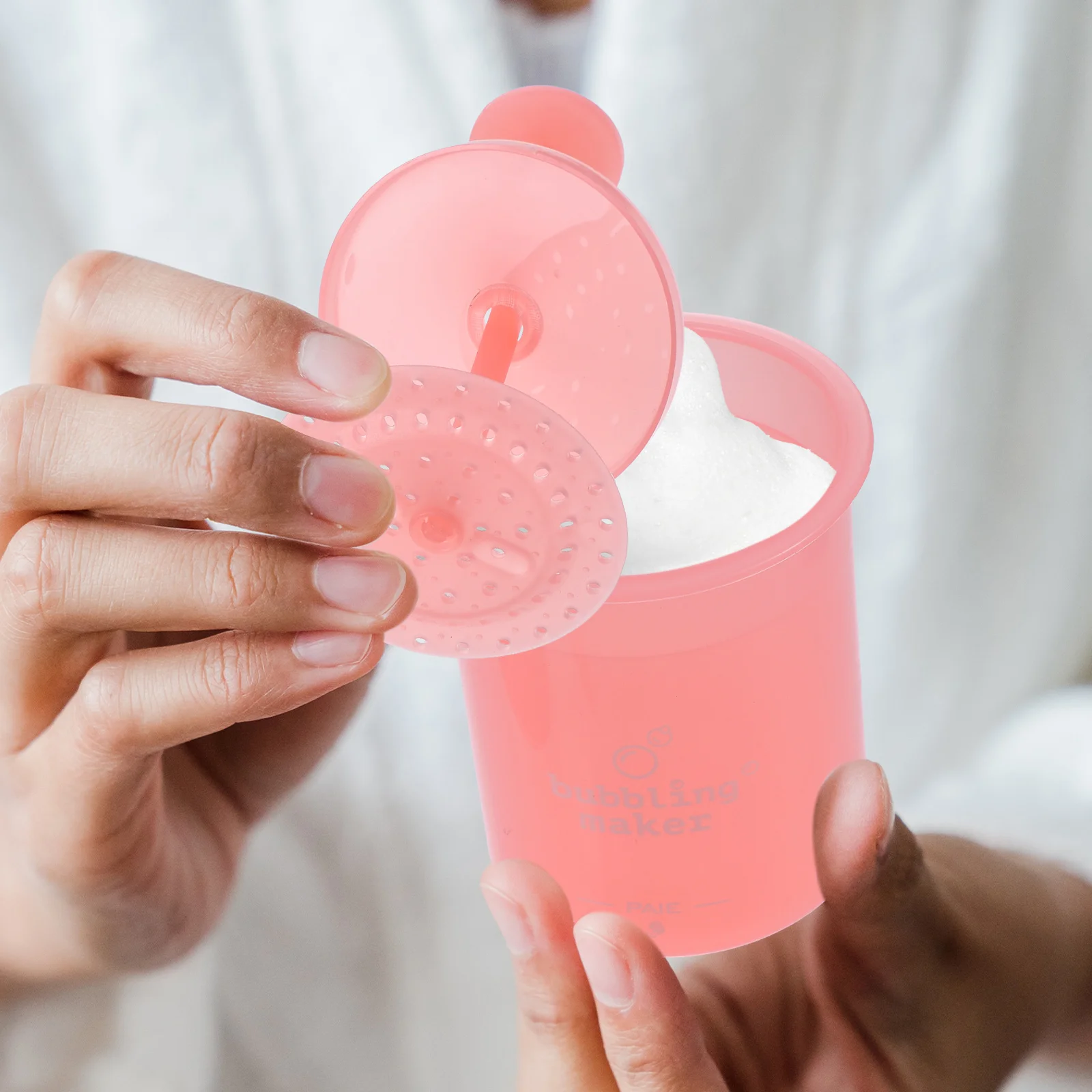 

4pcs Marshmallow Whip Makers Skincare Face Wash Foam Makers Face Cleanser Foamer