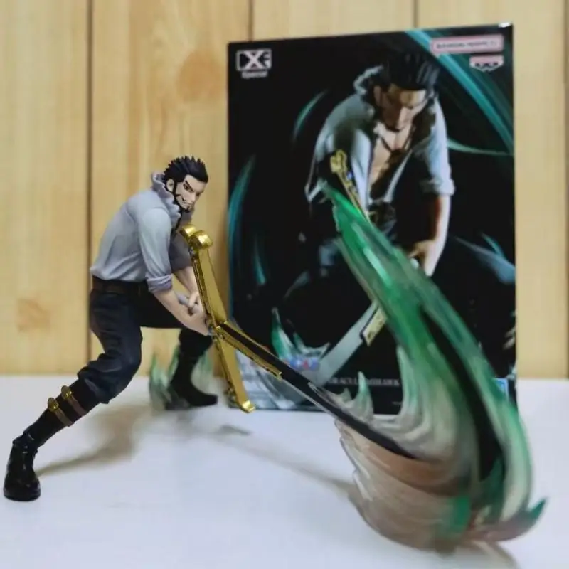 Фото Коллекционная фигурка Bandai Banpresto One Piece Dracule Mihawk Burning Will DXF, аниме-модель, игрушка, подарок №2