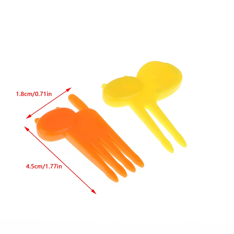

6/10 Pcs Children Fruit Fork Cartoon Animal Design Plastic Fruit Toothpick Bento Lunch Dessert Accessories Party Decoration