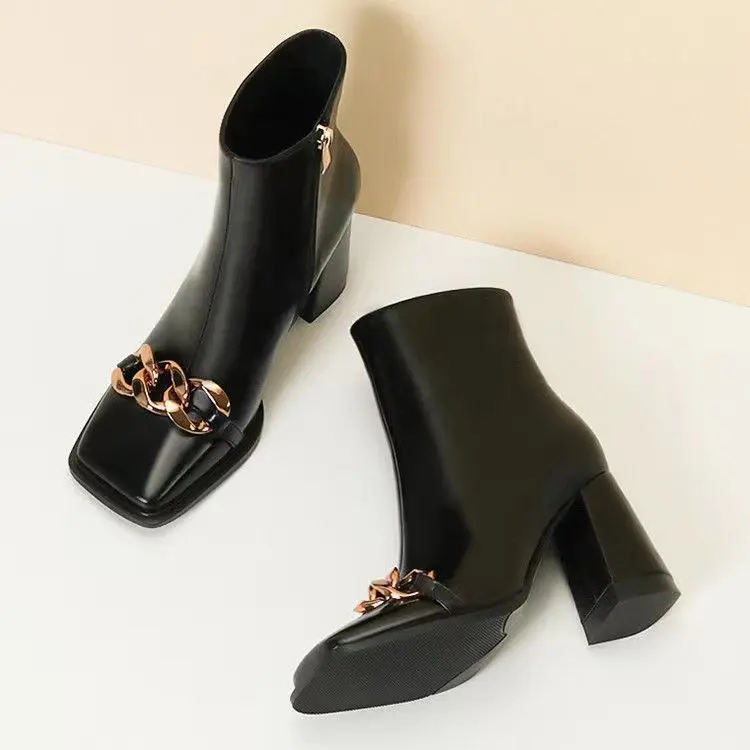 2022 New Mid Heel Square Toe Booties Women's Spring and Autumn White Soft Leather Metal Buckle Decoration Skinny Boots