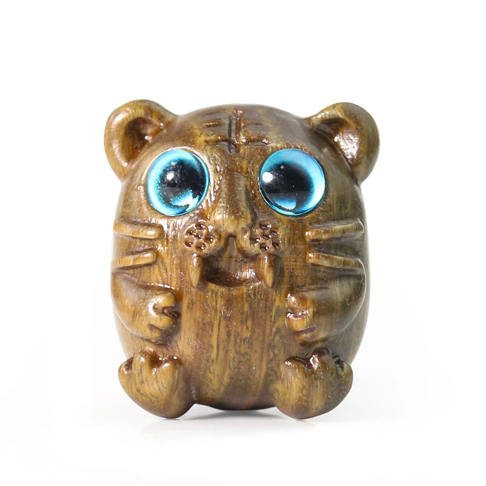 

Lucky Chinese Tiger Sanders Charms Sandal Wood Cameo Animal Beads Three-dimensional Keychain Pendant Amulet Jewelry Accessory