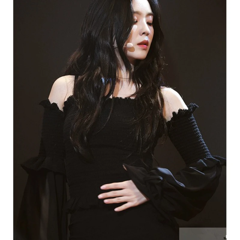 Блузка женская шифоновая с открытыми плечами и воротником одно слово