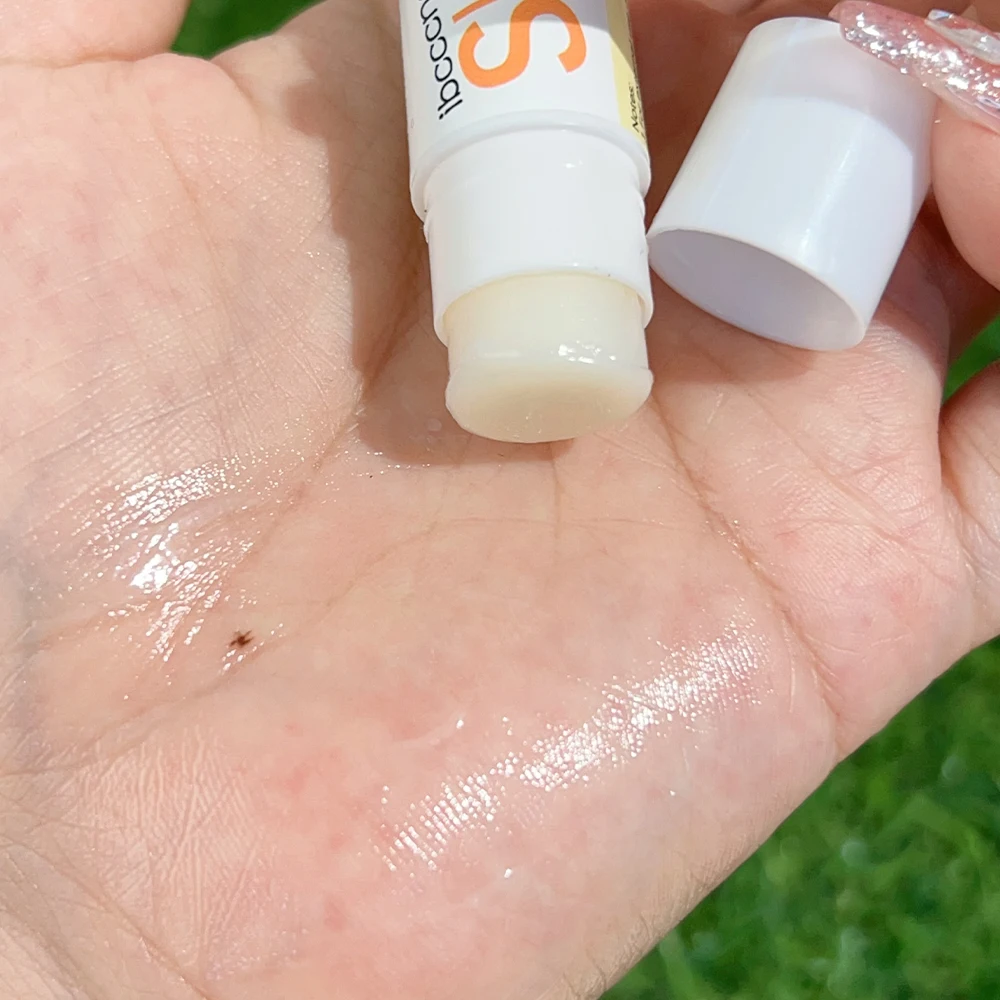 Увлажняющий солнцезащитный бальзам для губ SPF 30 Уфа стойкий увлажняющий