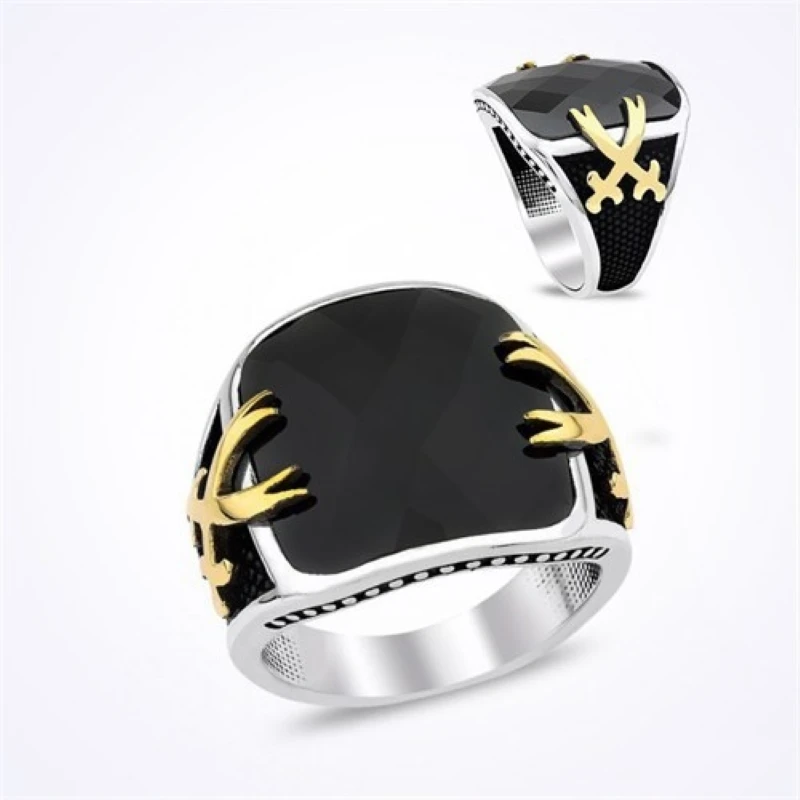 Серебряное мужское кольцо с черным ониксом и серебряным мечом зулфикара