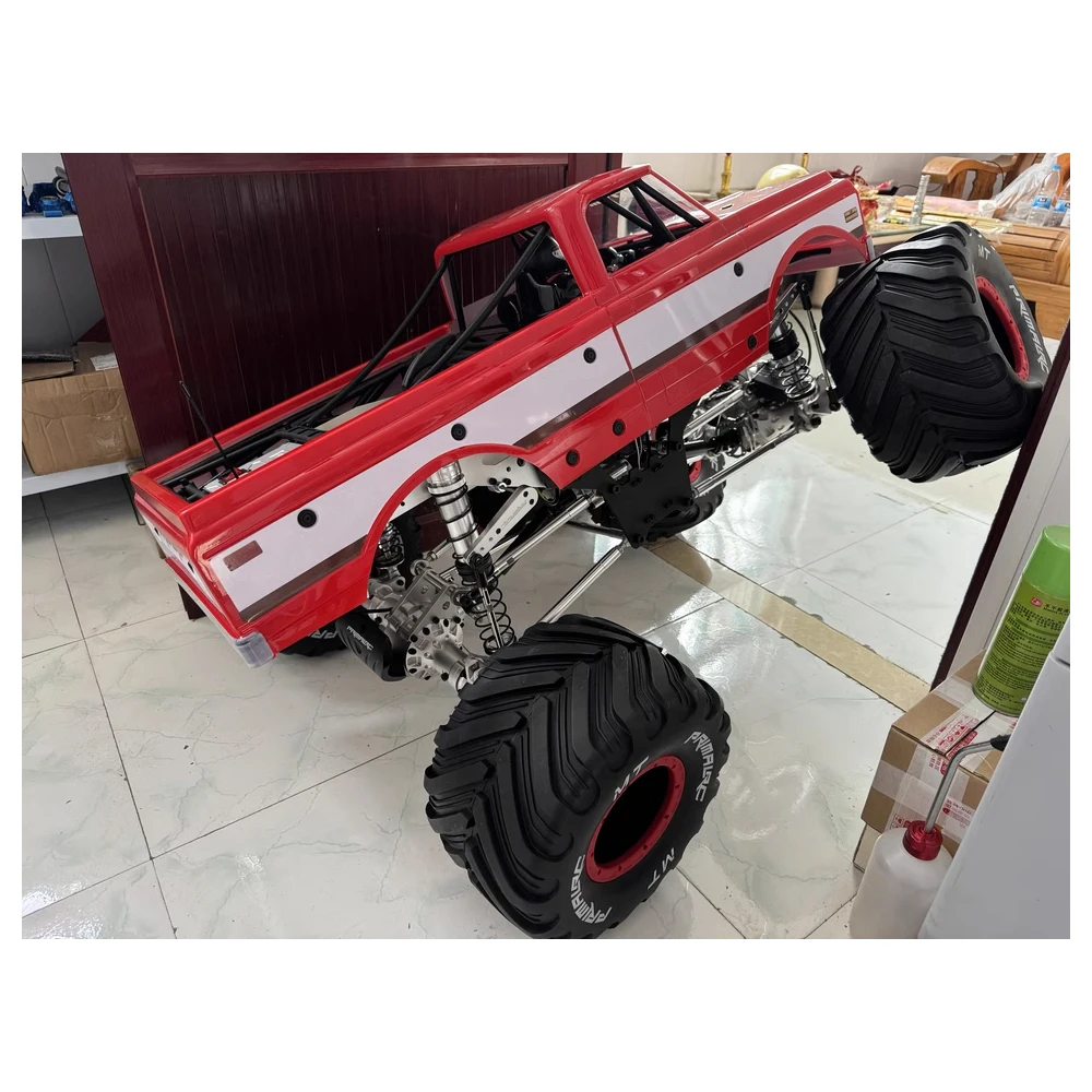 Радиоуправляемый бензиновый монстр трак AT 99 MODEL 1/5