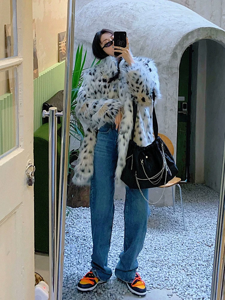 Yuerwang Женское пальто из искусственного меха 2023 мех лисы пятнистые утолщенные