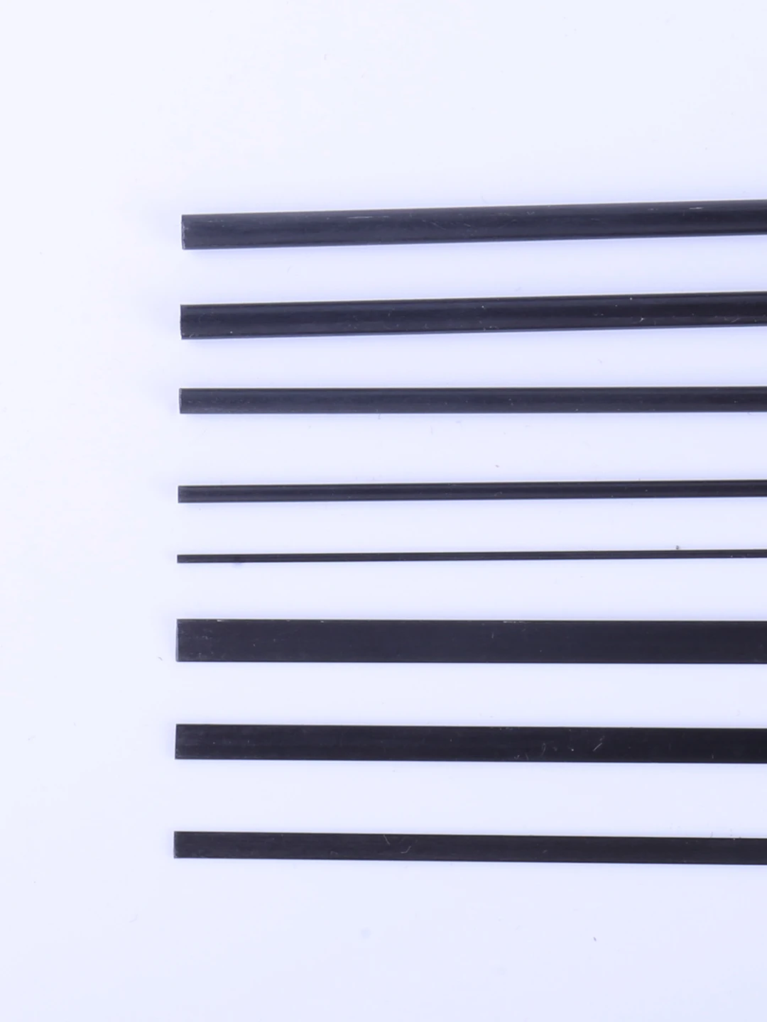 

Mayatech 1/2/3/4 мм стержень из углеродного волокна 0,5*3/0.6*5/1*4 мм чип из углеродного волокна 4*3 мм длина трубки 500 мм/мм