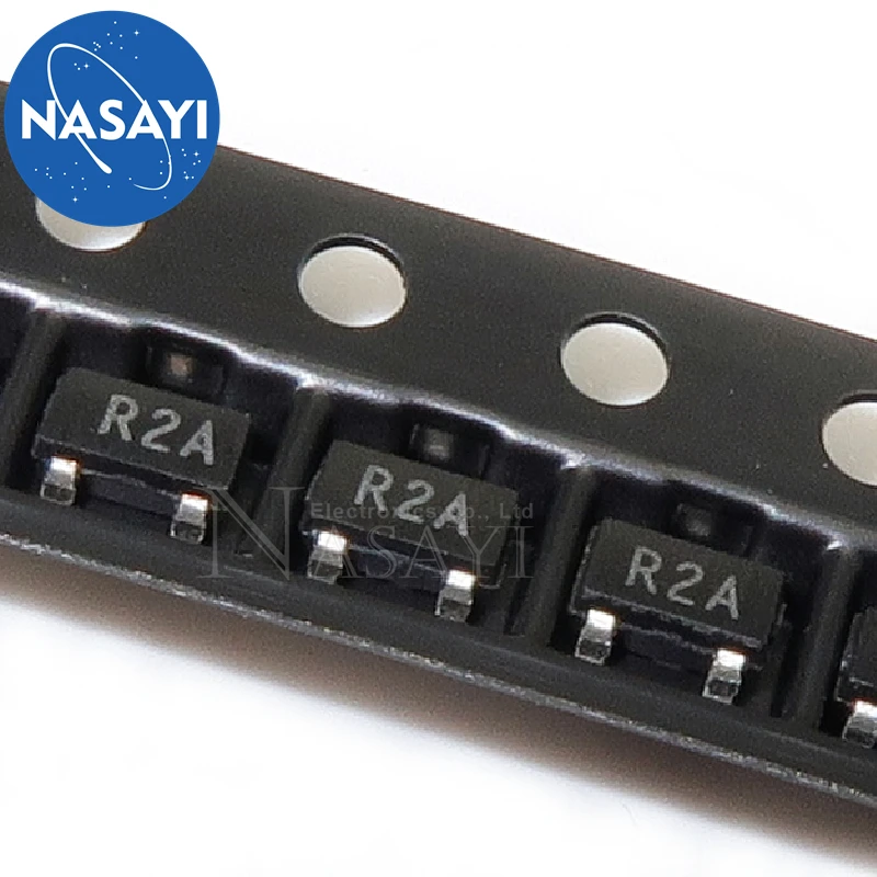 

LM4040AIM3X-2.5 шелковое обследование: R2A SOT-23