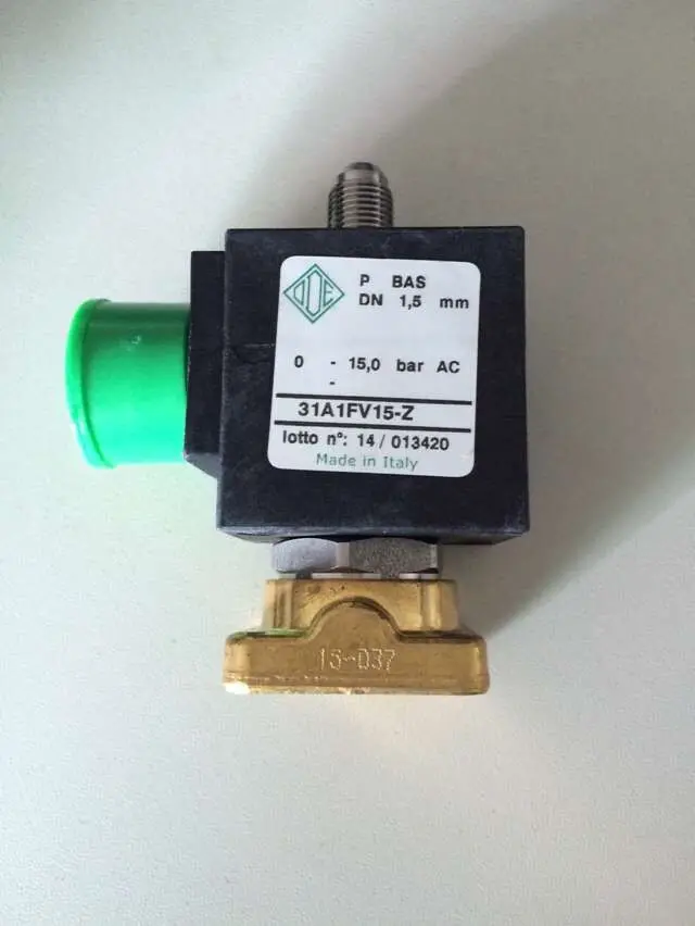 

Italian ODE solenoid valve 31A1AV15 three-way solenoid valve direct-acting diaphragm solenoid valve