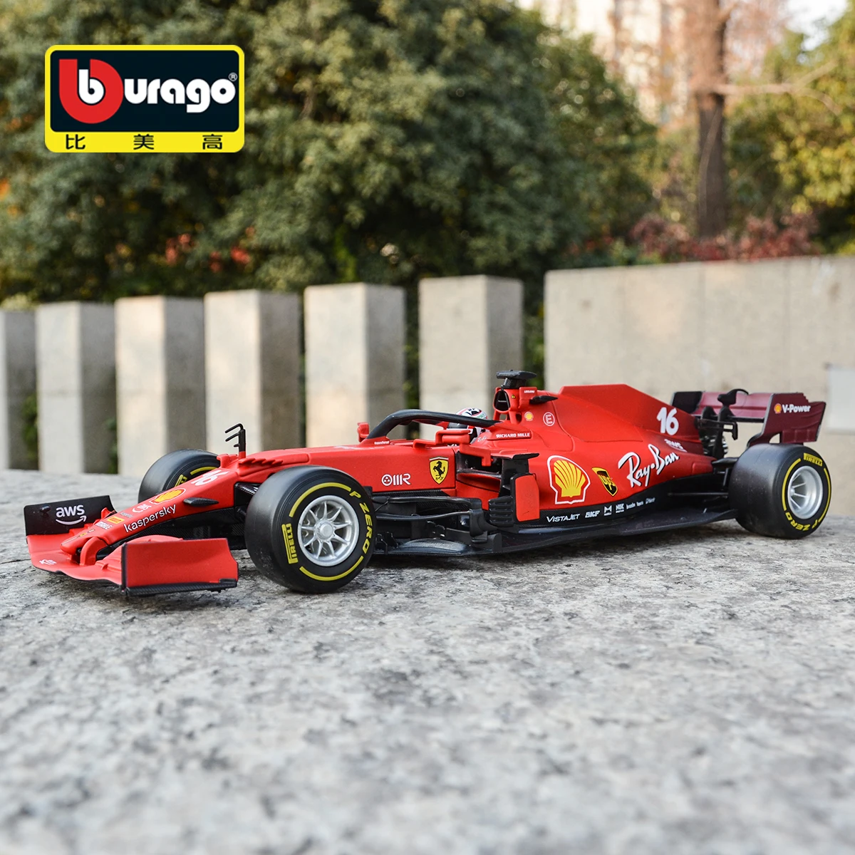 Дешево Bburago 1:18 Ferrari 2022 F1-75 SF21 #16 #55 2020 SF1000 #5 F1 гоночная Формула автомобиль статическая имитация литая модель автомобиля из сплава
