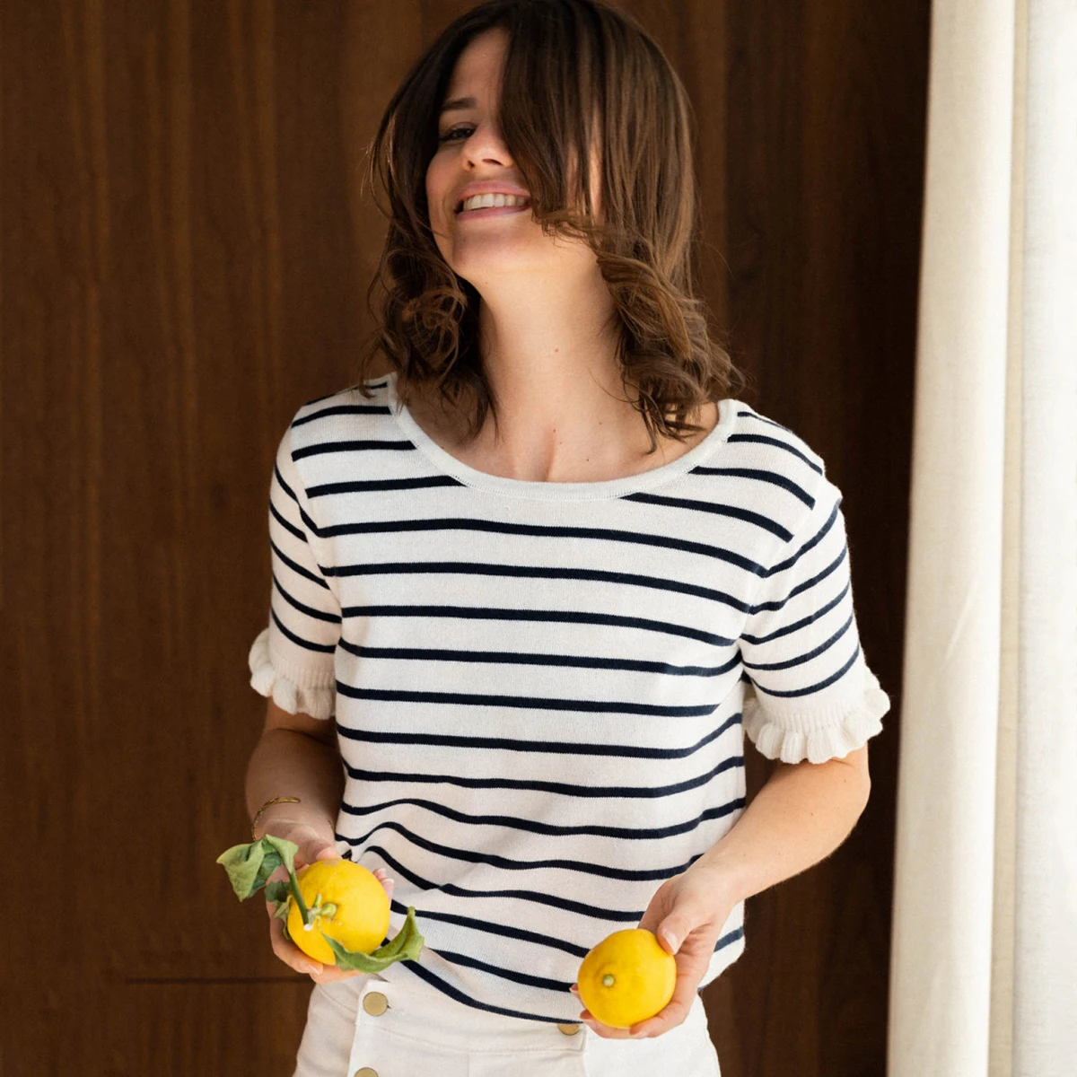 

Striped Casual Knitwear Women Summer Loose V-neck Ruffles Blusas Single Breasted Fashion Short Sleeve Chic Street Knitted Tops