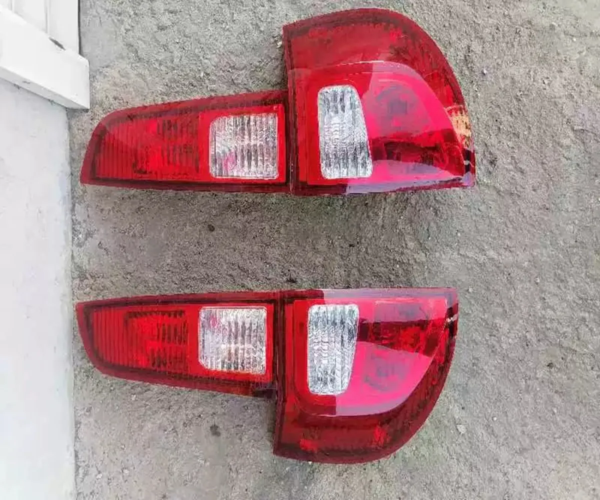 

Для Toyota HIACE 200 Серия 2014-15 Автомобильный светодиодный задний фонарь тормозной фонарь заднего хода поворотный сигнал автомобитовары