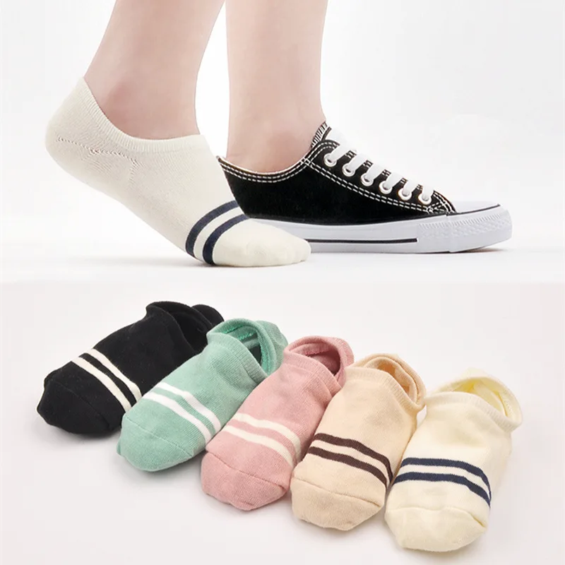 

Q 5Pairs Classic Women Girls Two Stripes Cotton Socks Retro Old School Hiphop Skate Fashion Sox White Harajuku Korean Ankle Soxs