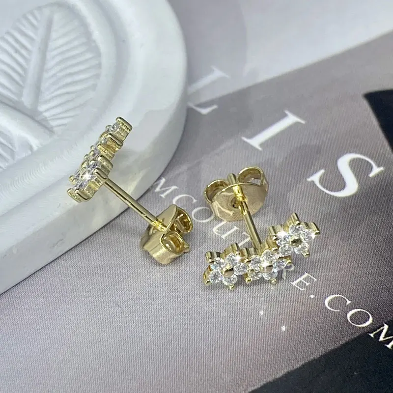Фото Серьги-гвоздики Anziw 2026 New D Color с муассанитом в форме цветка, лабораторные бриллианты, серьги-пирсинг для женщин, подарки на День святого Валентина №3
