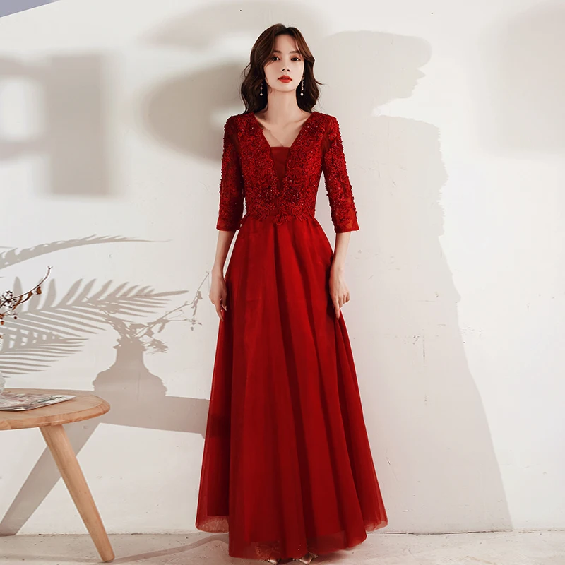 

Wine Red Wedding Evening Dresses Elegant V-Neck A-Line Floor-Length Tulle Long Wedding Party Gowns With Luxury Appliques