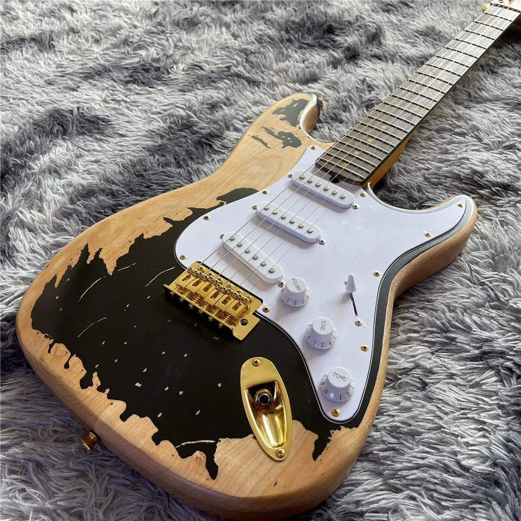 

New Arrival Custom handed relics black electric guitar with rosewood finerboard , gold color hardware , fast shipping