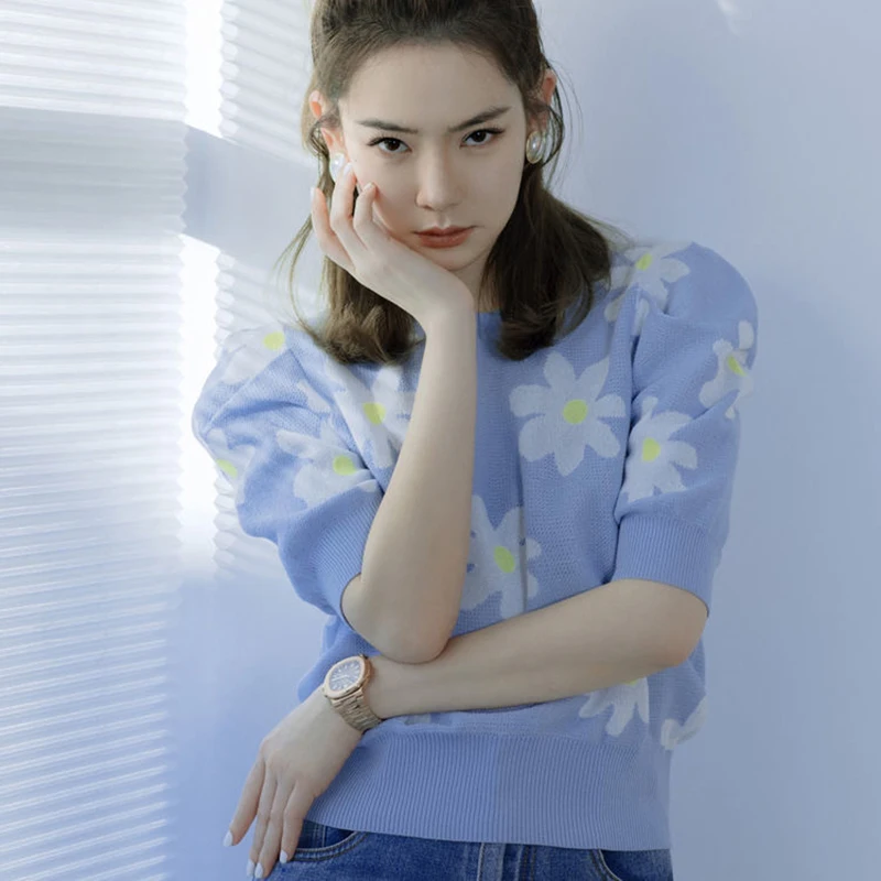 Яркие шелковые трикотажные футболки в Корейском стиле женский летний