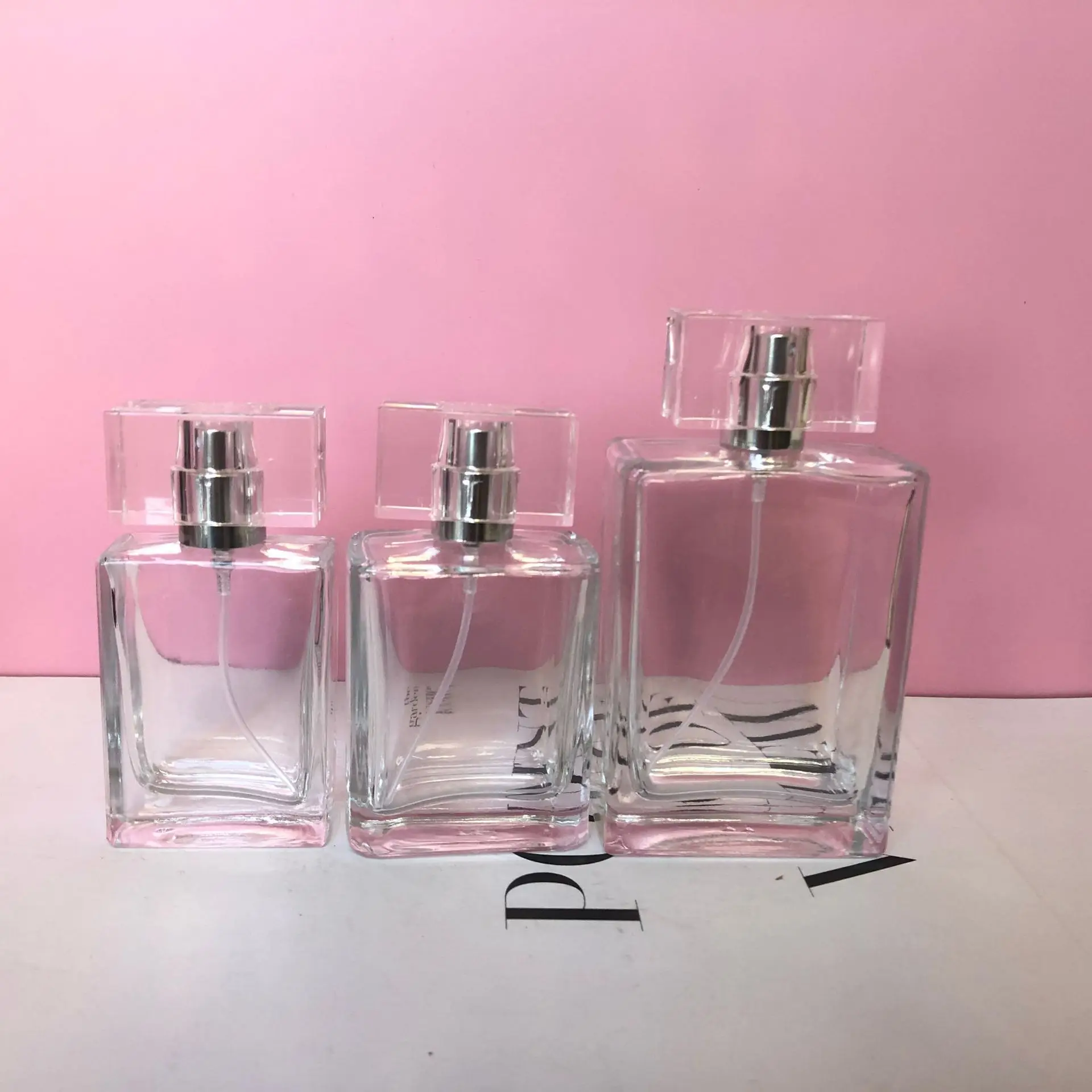

5pcs 30ML50ML100ML Rectangular Lid Square Empty Bottle High-end Perfume Bottle Clear Glass Perfume Separate Refillable Bottles