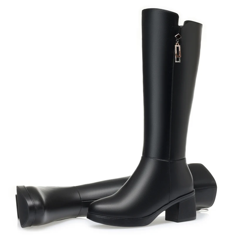 Рисунок 3 - Женские зимние сапоги AIYUQI из натуральной кожи