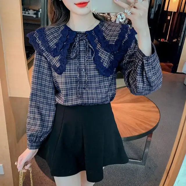 

2022 Spring Autumn Women Fashion Lace Peter Pan Collar Shirts Female Long Sleeve Loose Blouse Ladies Casual Plaid Shirts S209