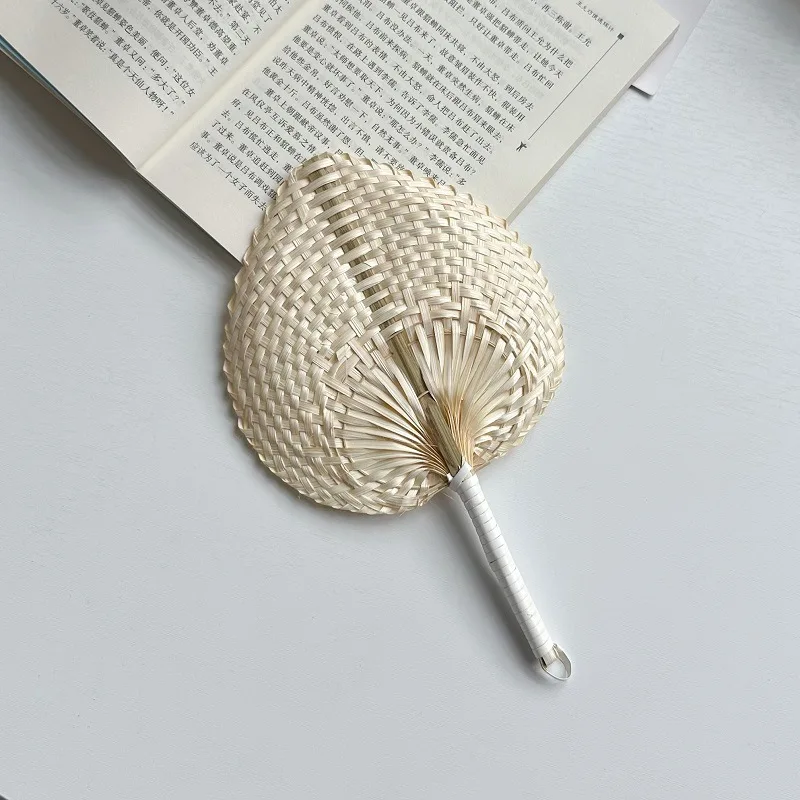 Веер из натурального бамбука и ротанга плетеный веер ручной работы в форме