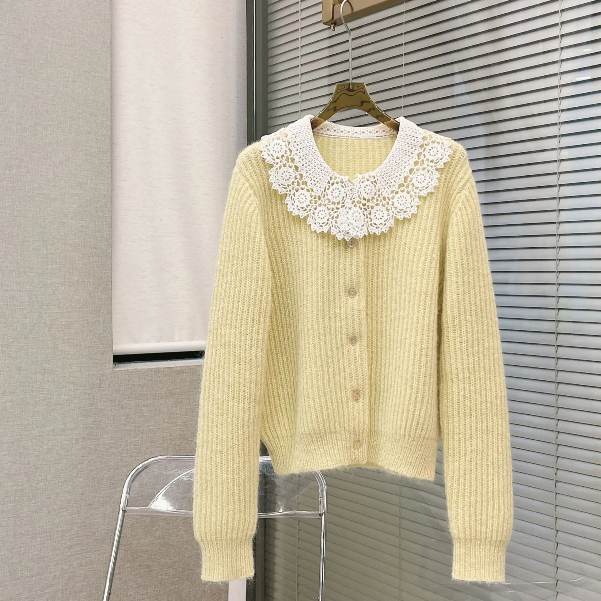 

Women Crochet Hollow Loose Sweet Stitching Puff Sleeve Round-Neck Knitted Cardigan Top