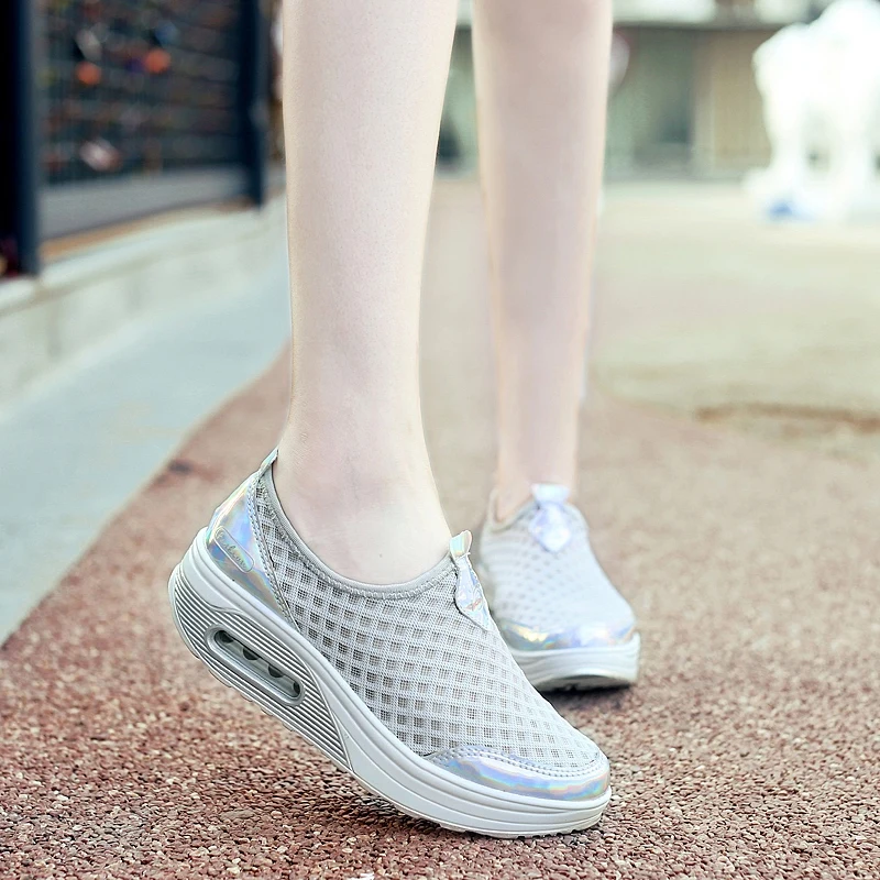 Women's Outdoor Sports Shake Shoes Air Cushion Non-slip Mesh Breathable Mesh Walking Sneakers