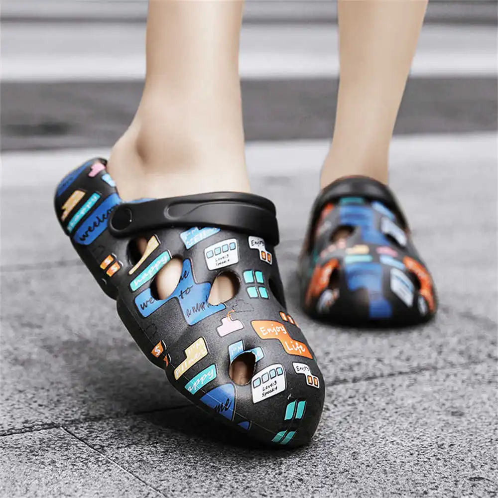 clogs veterinary Thong men classic sandals shoes slippers be at home sneakers sports entertainment branded luxury tennes ydx3
