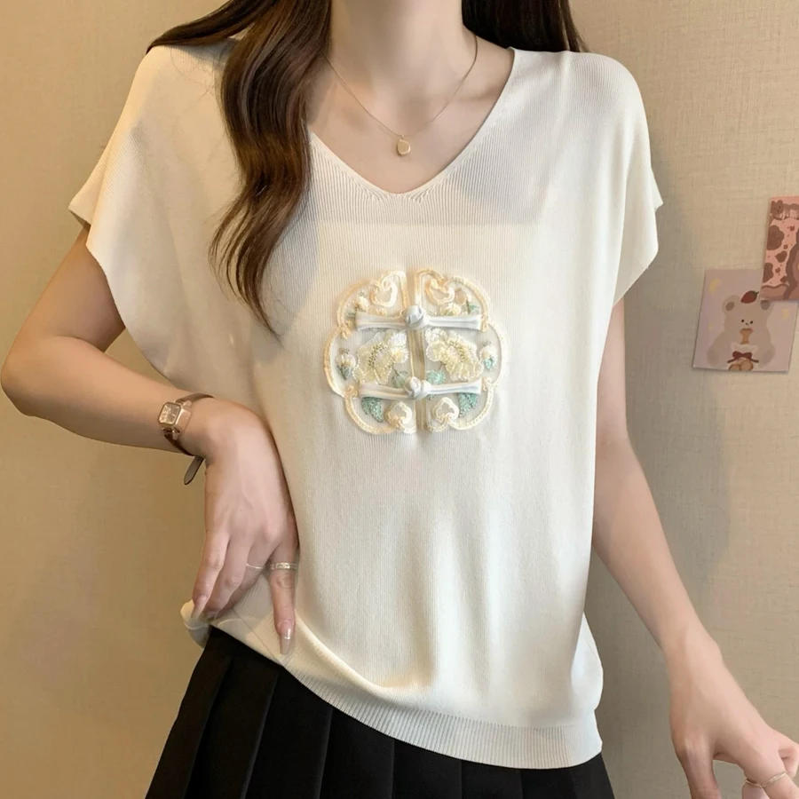 Женский трикотажный свитер с коротким рукавом V-образным вырезом