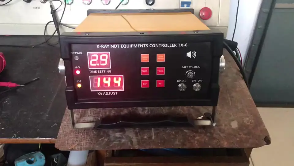 

NDT 200KV X-ray Ceramic Directional Tube Generator High Quality XXG-2005 Portable NDT Welding Testing X-ray Flaw Detector