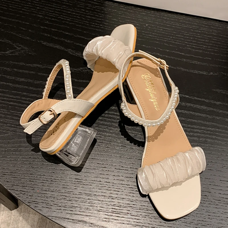 

New 2022 Fashion String Bead Square Toe Elegant Female Casual Outdoor Buckle Strap Ladies Pumps Shoes Women Low Heels Sandals