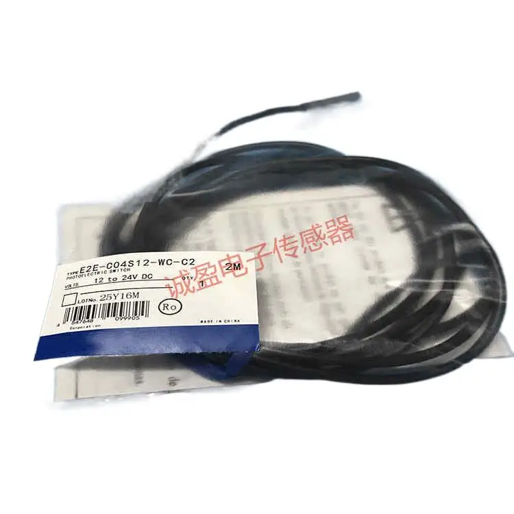 Оригинальный аккумулятор 2M 10-30 В постоянного тока E2E-C04S12-WC-C2