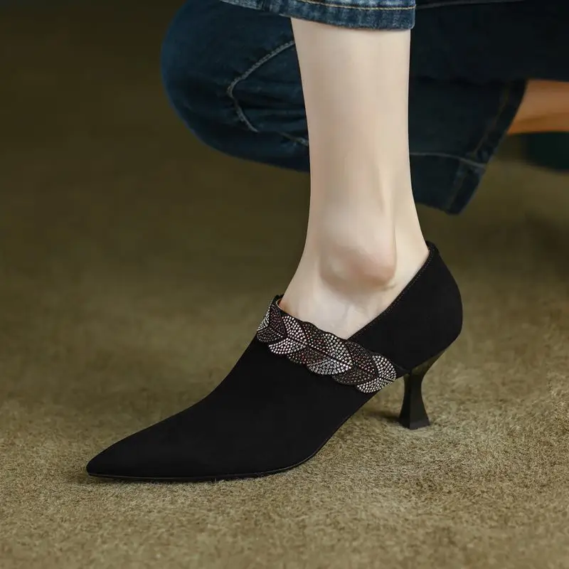 

Туфли женские из натуральной кожи на высоком каблуке, Размеры 33-42