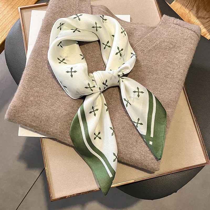 

Женский квадратный шелковый шарф, модный маленький шейный платок с принтом, офисный шейный платок, Женская шаль Бандана
