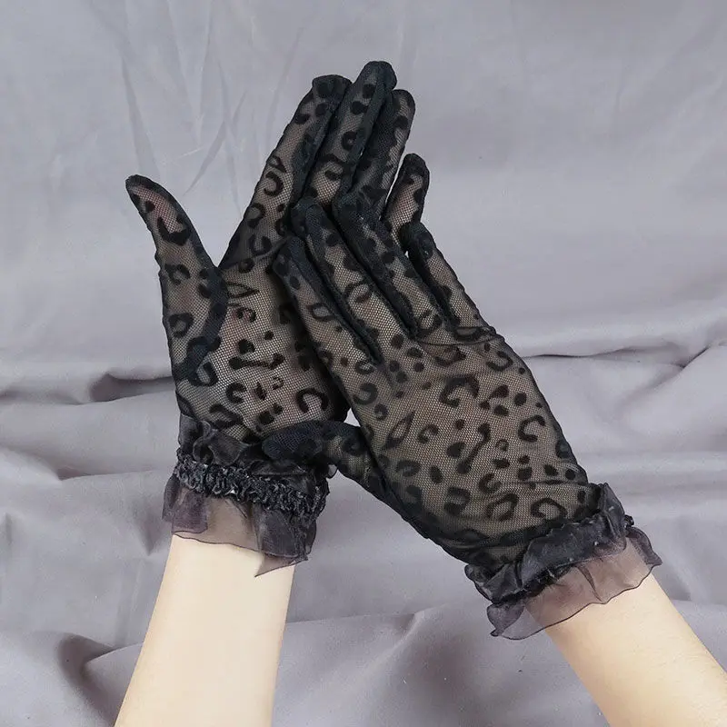 

1 Pair Fashion Sexy Leopard Women Lace Gloves Sunscreen Driving Gloves Ladies Mesh Short Thin Full Finger Gloves Mittens