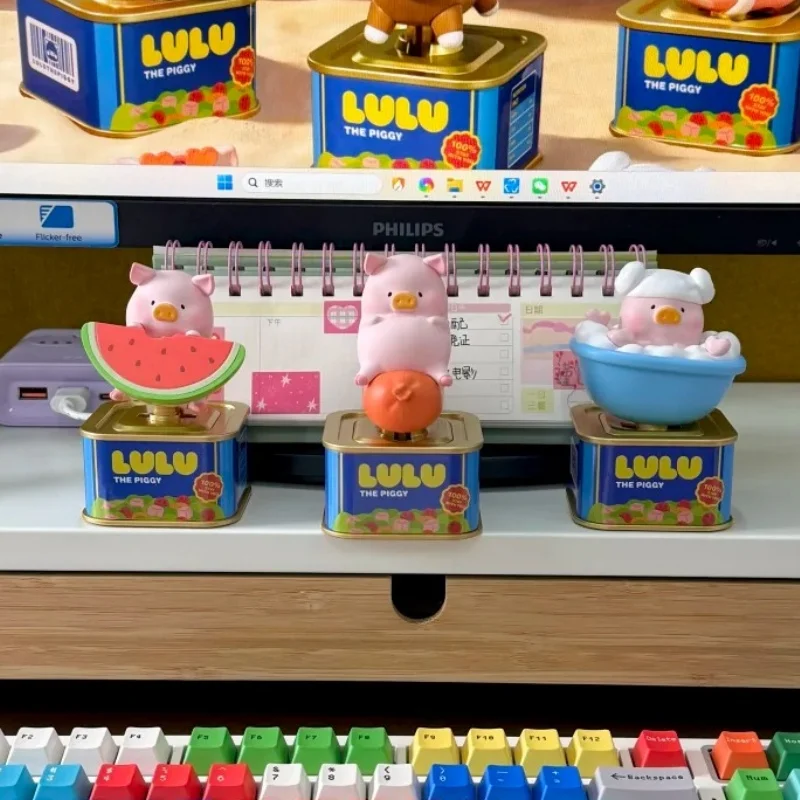 Коллекционная фигурка-сюрприз Lulu The Piggy: Солнечная кукла-модель, милая и стильная настольная декорация, праздничный подарок для взрослых коллекционеров (art.: 3920dbec6c3fd) - 3920dbec6c3fd