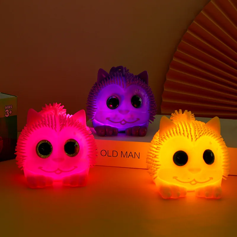 Новый и необычный светящийся мультяшный