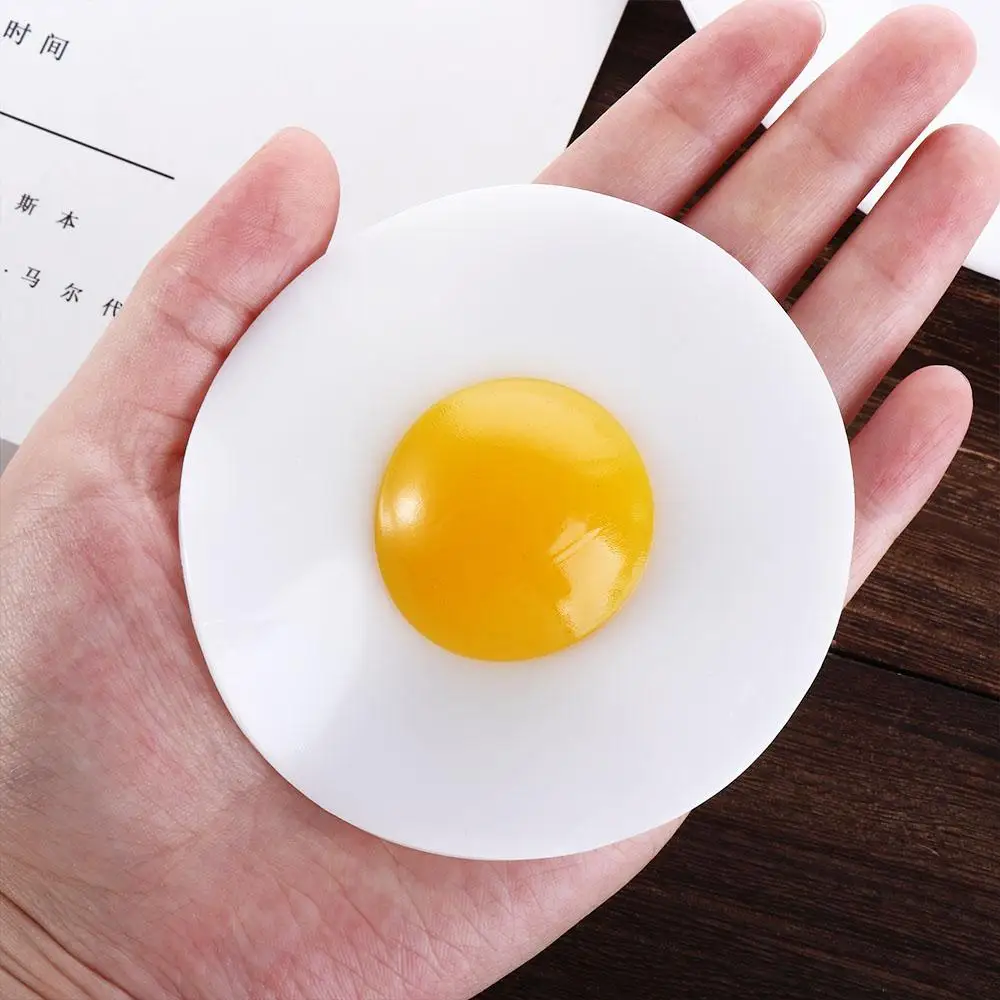 Детская игрушка для ролевых игр кухонная еда жареное яйцо из ТПР сжимаемое