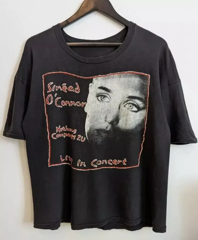 Футболка Sinead O включает в себя все размеры