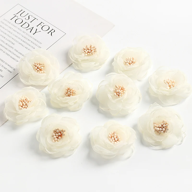 

Искусственные розы из пряжи 4 см, 5 шт.