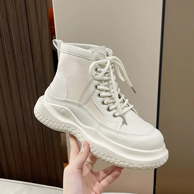 

2022 Fall Women's Korean Version White High Top Comfortable Punk Casual Shoes Boots Thick Sole Sneakers Flat Women's Boots